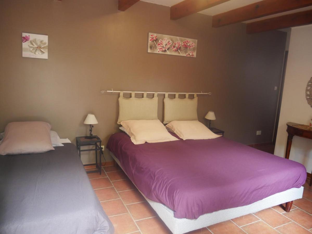 La Feniere Bed and Breakfast Vénéjan Exteriör bild