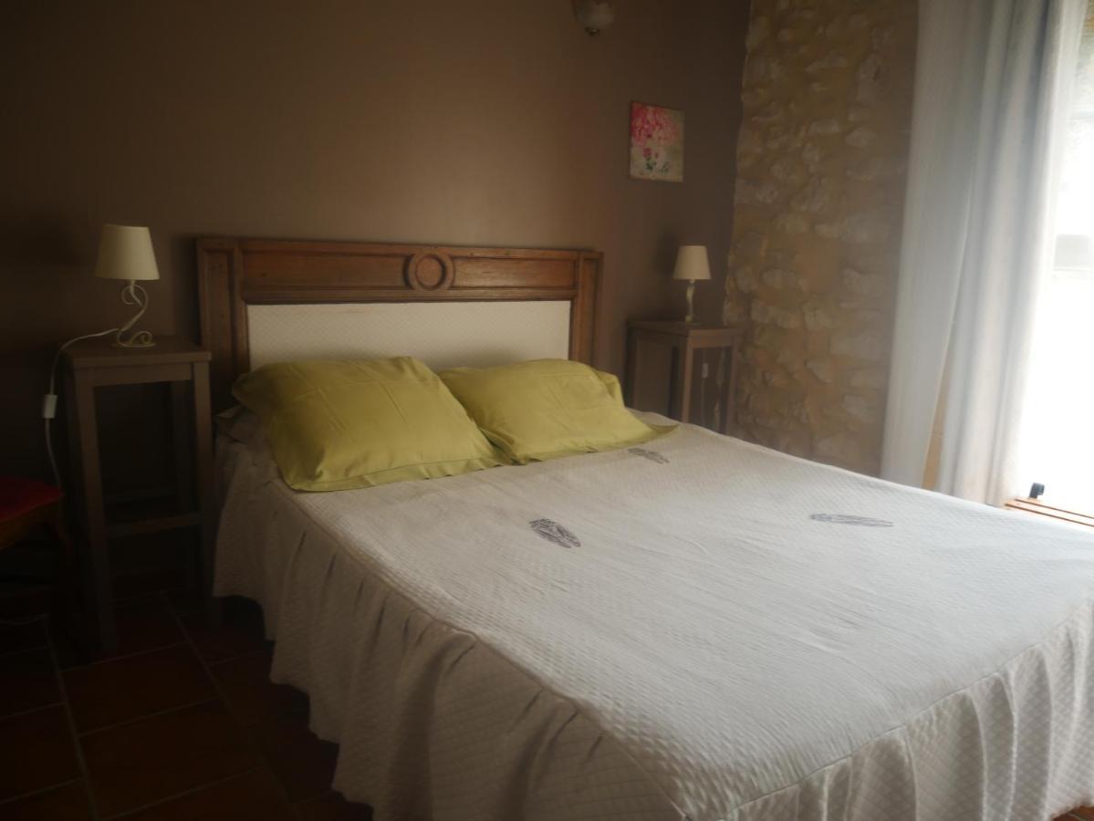 La Feniere Bed and Breakfast Vénéjan Exteriör bild