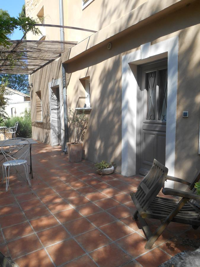 La Feniere Bed and Breakfast Vénéjan Exteriör bild